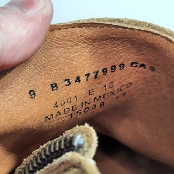 Frye Sacha Womens Size 9 Boots Tan Suede Side Zip Pointed Toe Moto Ankle Booties - Picture 12 of 12